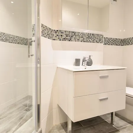 شقة Taragan - Totally Refurbished 3 Bed Apt, St Gervais! سا جيرفي لي با