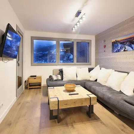Taragan - Totally Refurbished 3 Bed Apt, St Gervais! * سا جيرفي لي با